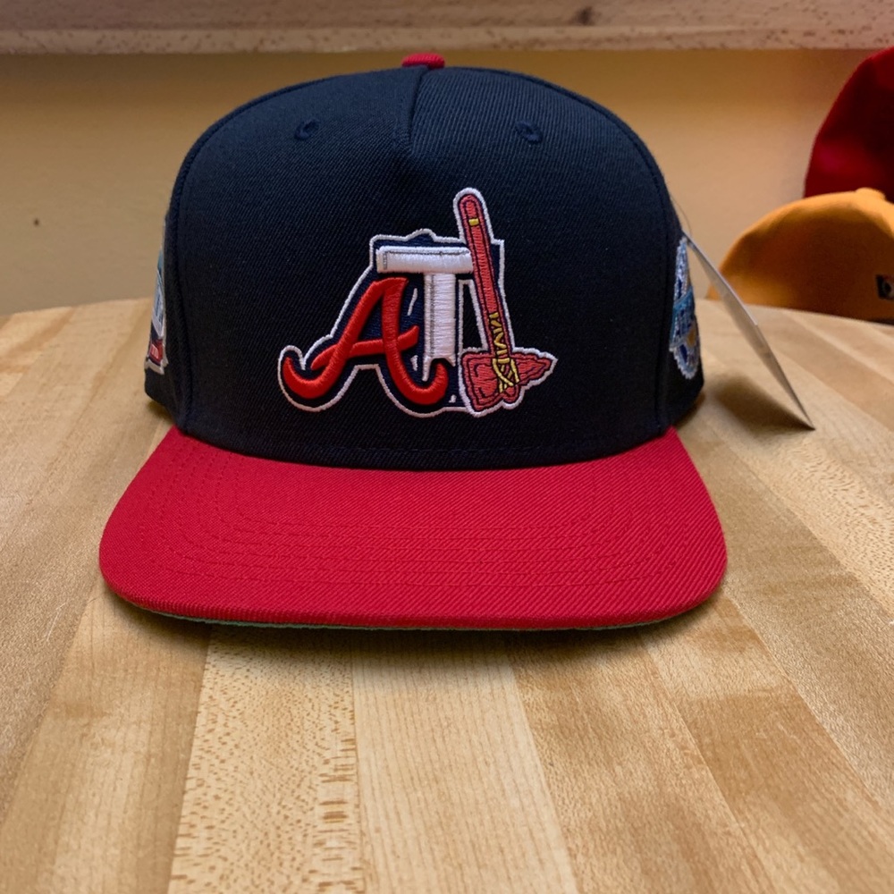 TWNTY TWO ATL SNAPBACK EXCLUSIVE